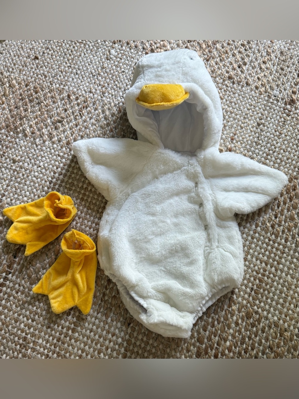 Pottery Barn - Baby Duckling Halloween Costume - 0-6 months